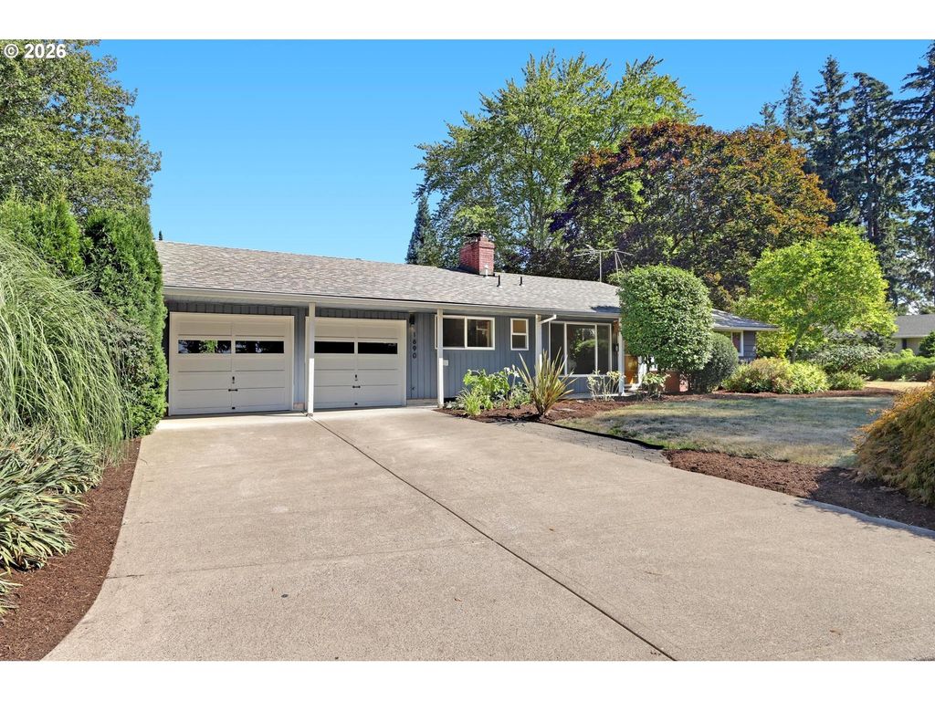1690 Sw Hicrest Ave, Portland