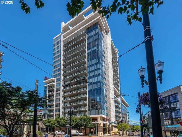 1001 Nw Lovejoy St 1412, Portland