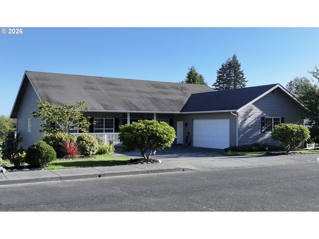 861 Jodee Ln, Brookings