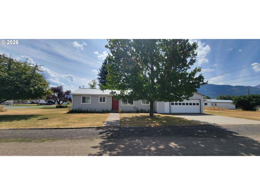 302 E Poplar, Joseph