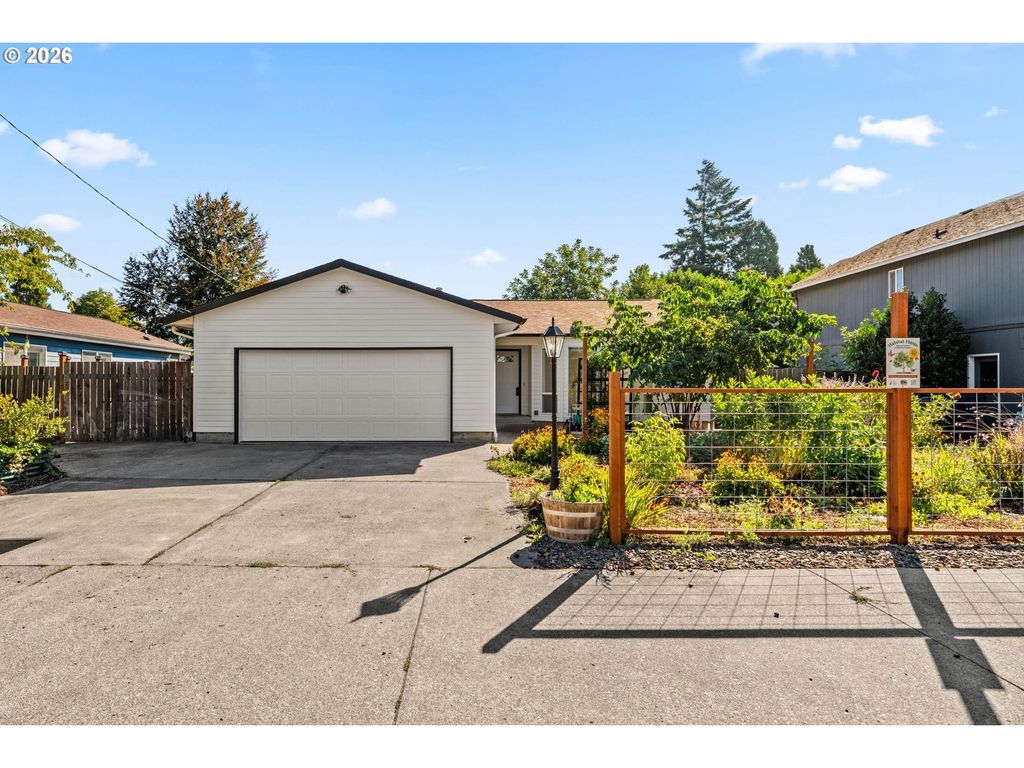 3457 Mahlon Ave, Eugene
