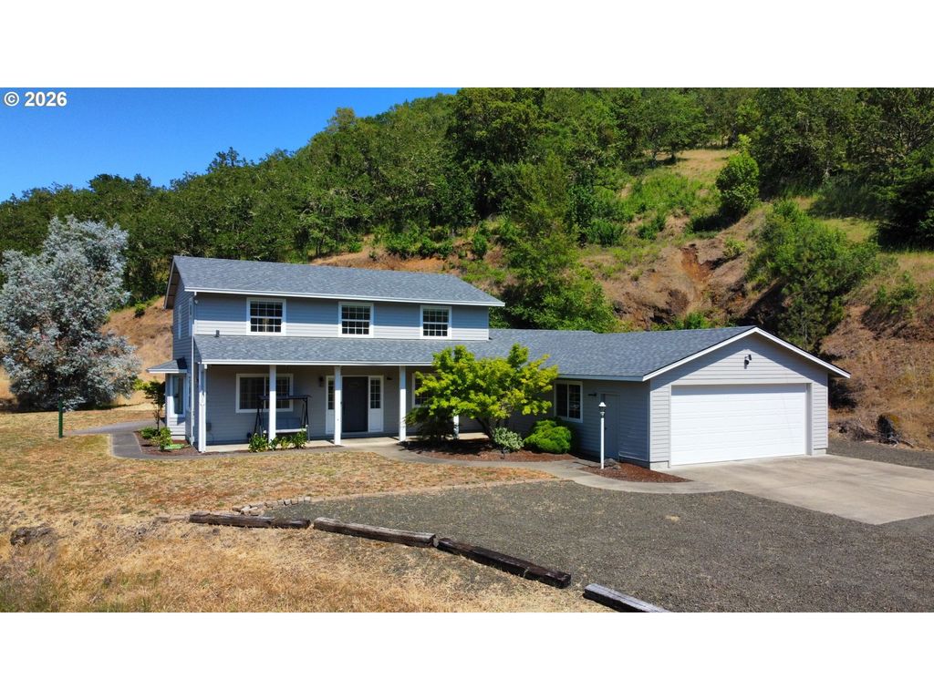 2750 Se Booth Ave, Roseburg