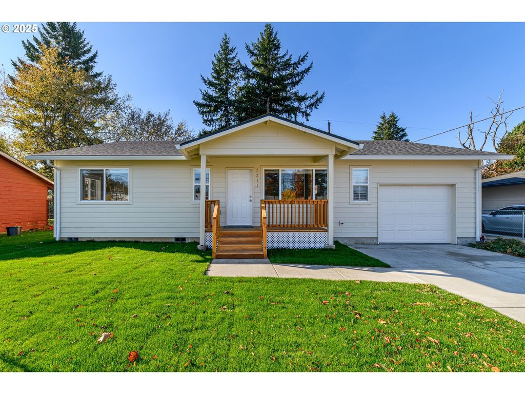 2211 Se 182nd Ave, Portland