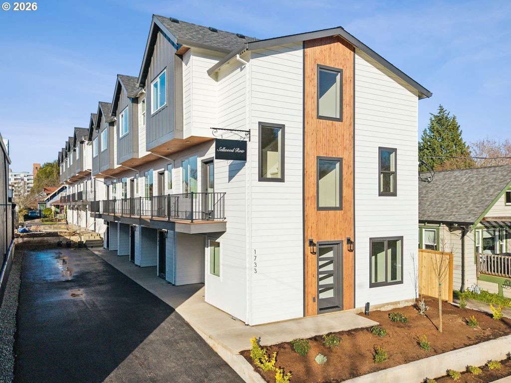 1726 Se Sherrett St, Portland