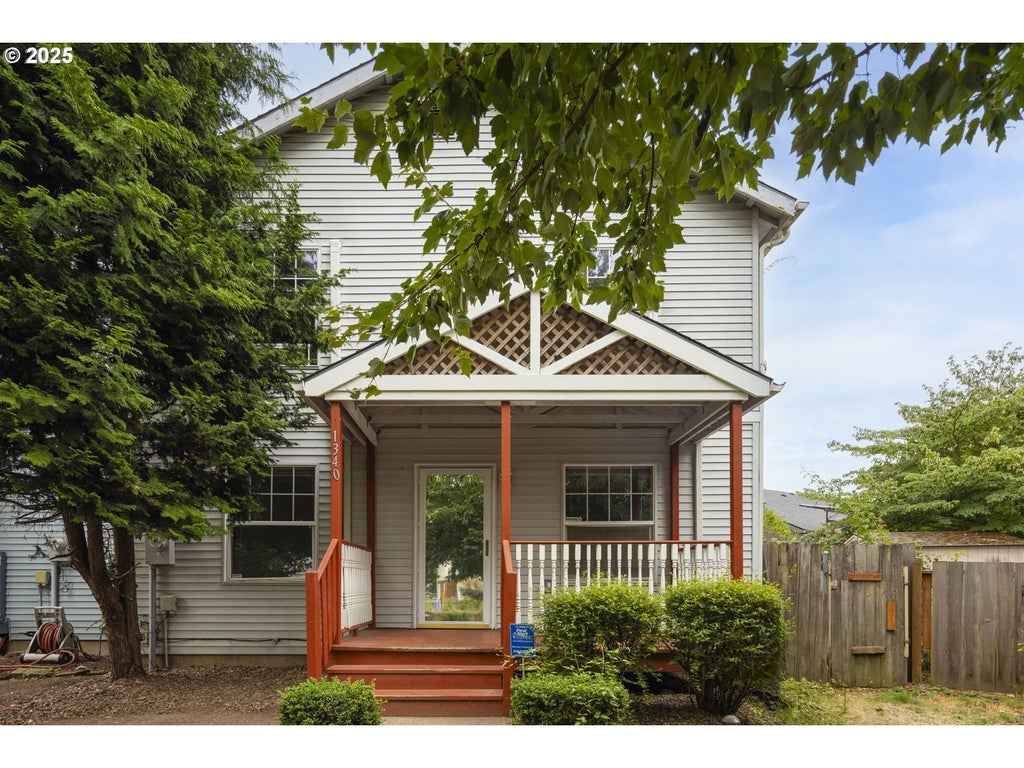 1340 Ne Bryant Ct, Portland