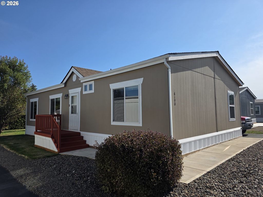 8190 Se Poppy St, Milwaukie