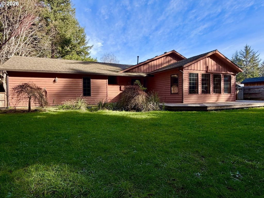 780 Michigan Ave, Bandon