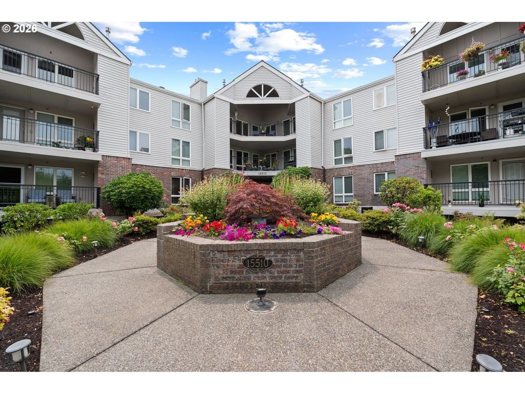 15510 Ne Knott St 11, Portland