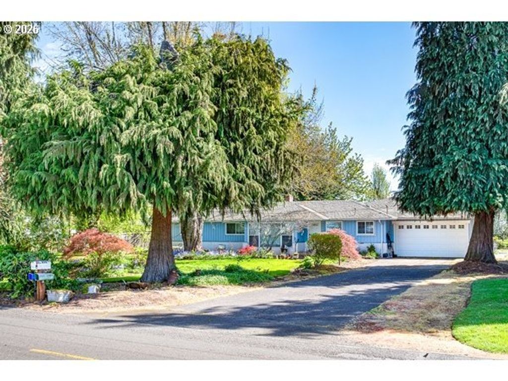 885 66th St, Springfield