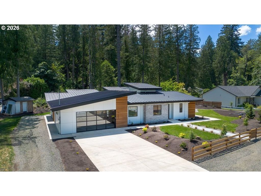 41640 Se Beaverdam St, Sandy