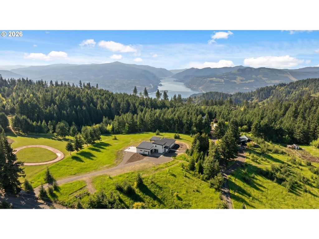 8 Meadowlark Ln, White Salmon