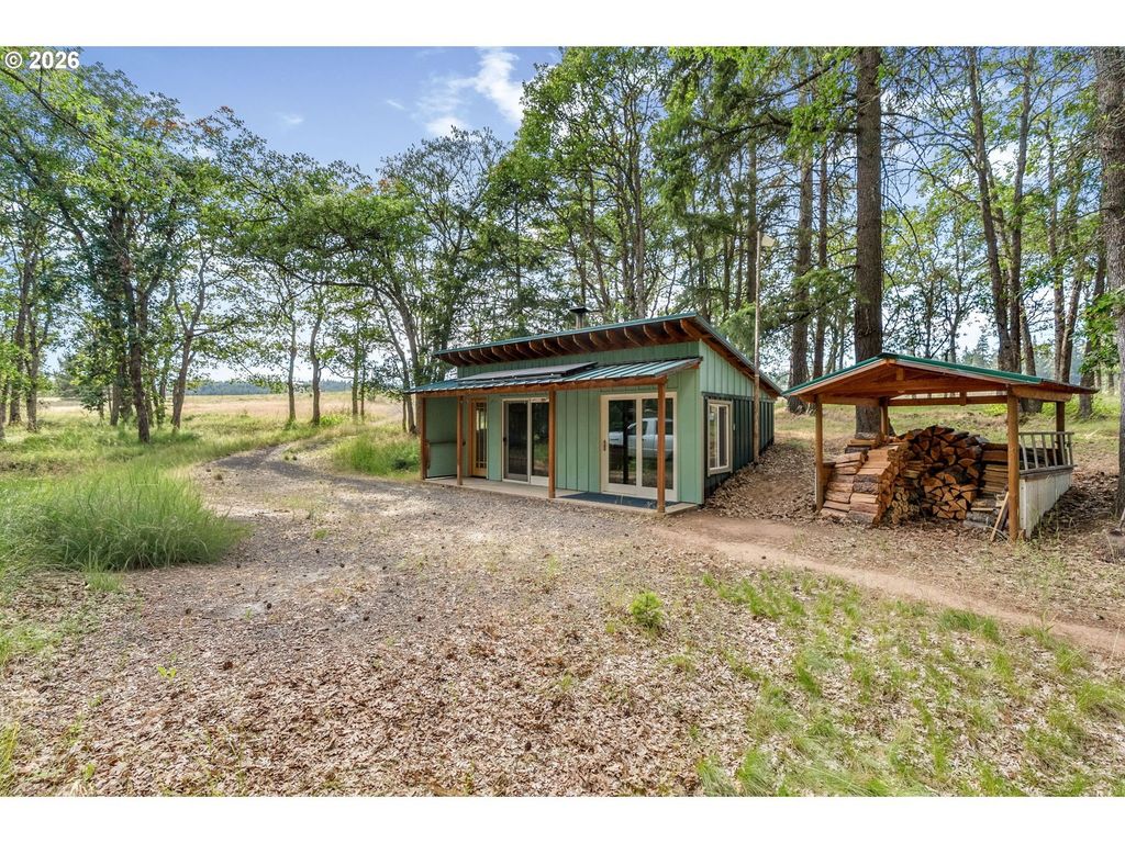 24 Meadows Loop, Lyle