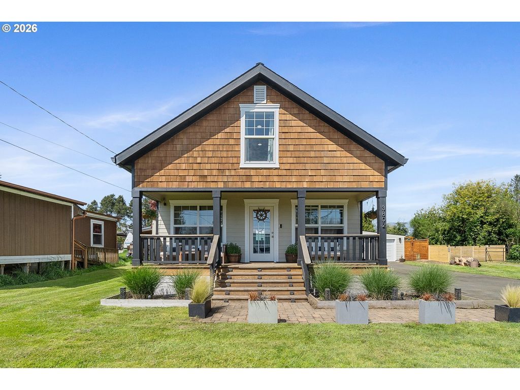 3802 Maple Ln, Tillamook