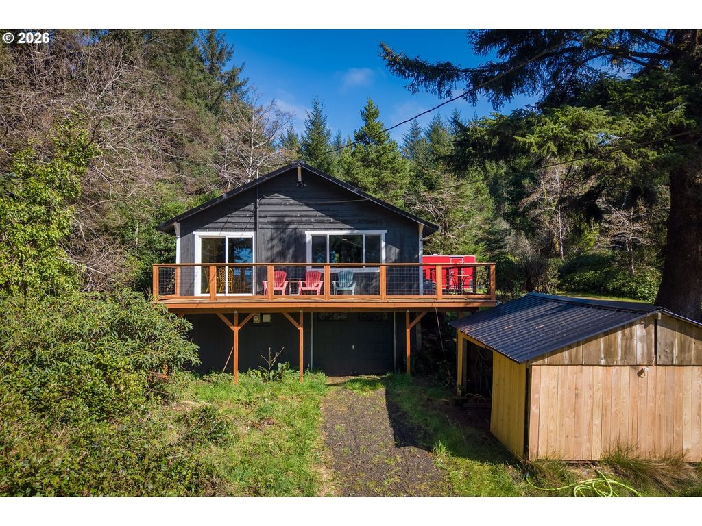 3934 Hwy 101 N, Yachats