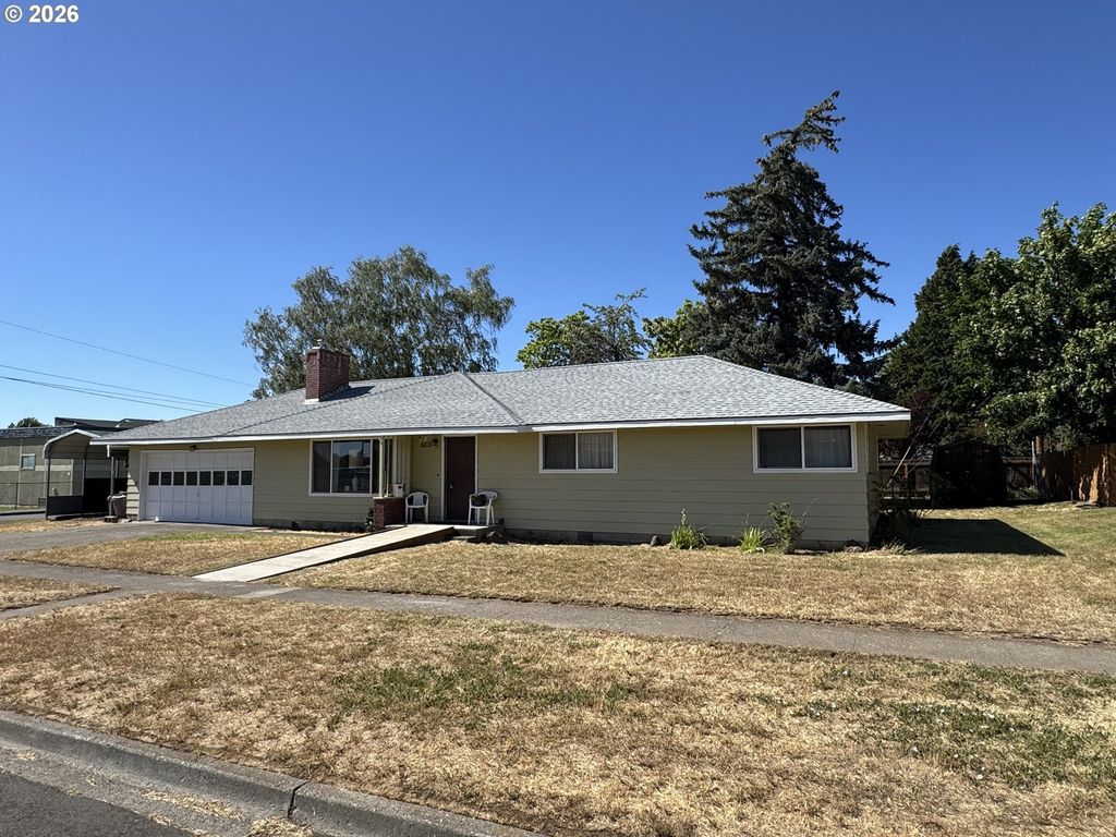 603 E Brooks St, Goldendale