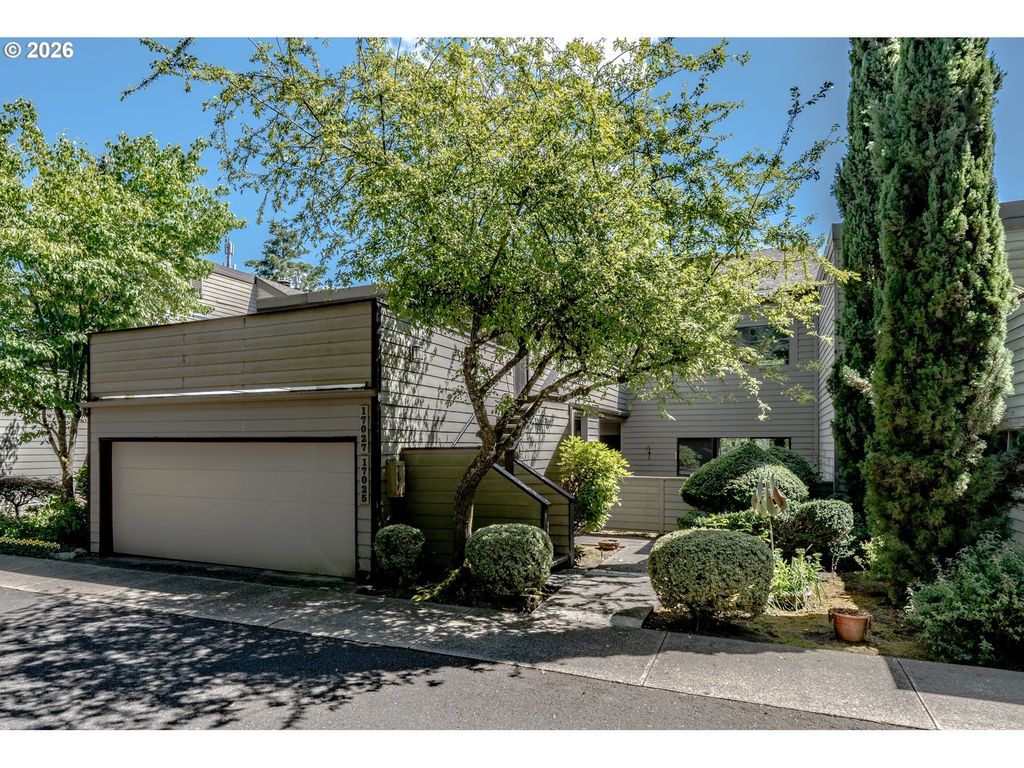 17027 Sw Versailles Ln, Portland