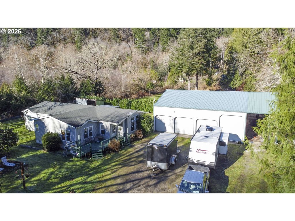 9580 N Fork Siuslaw Rd, Florence