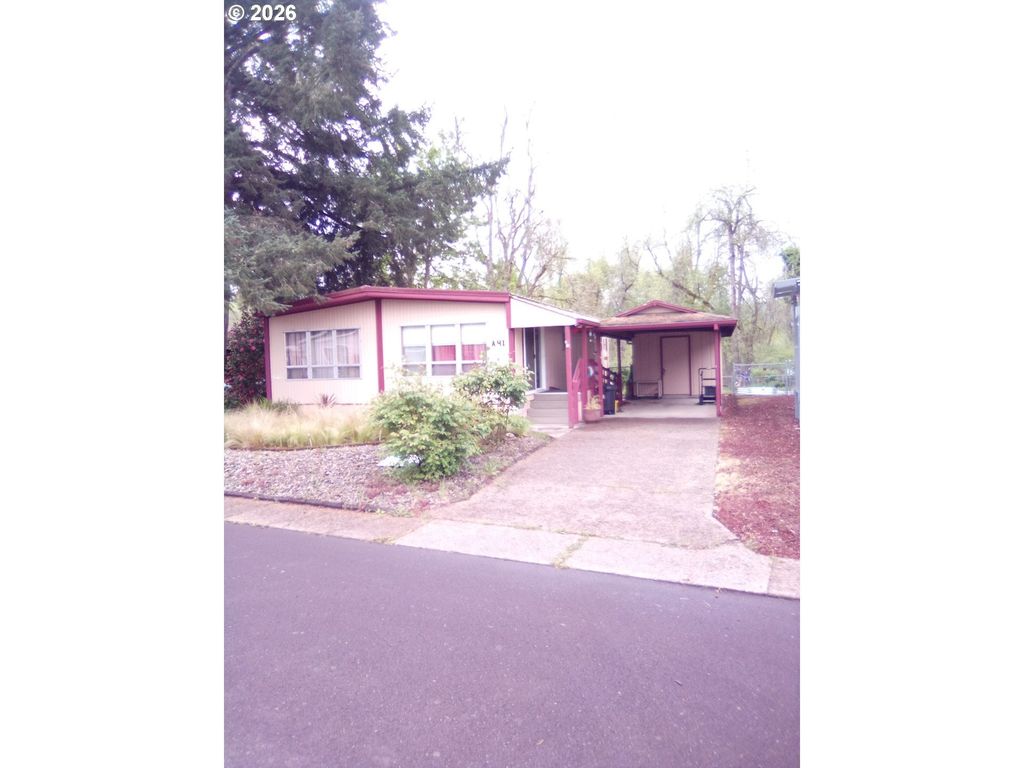 77500 S 6th St, Cottage Grove