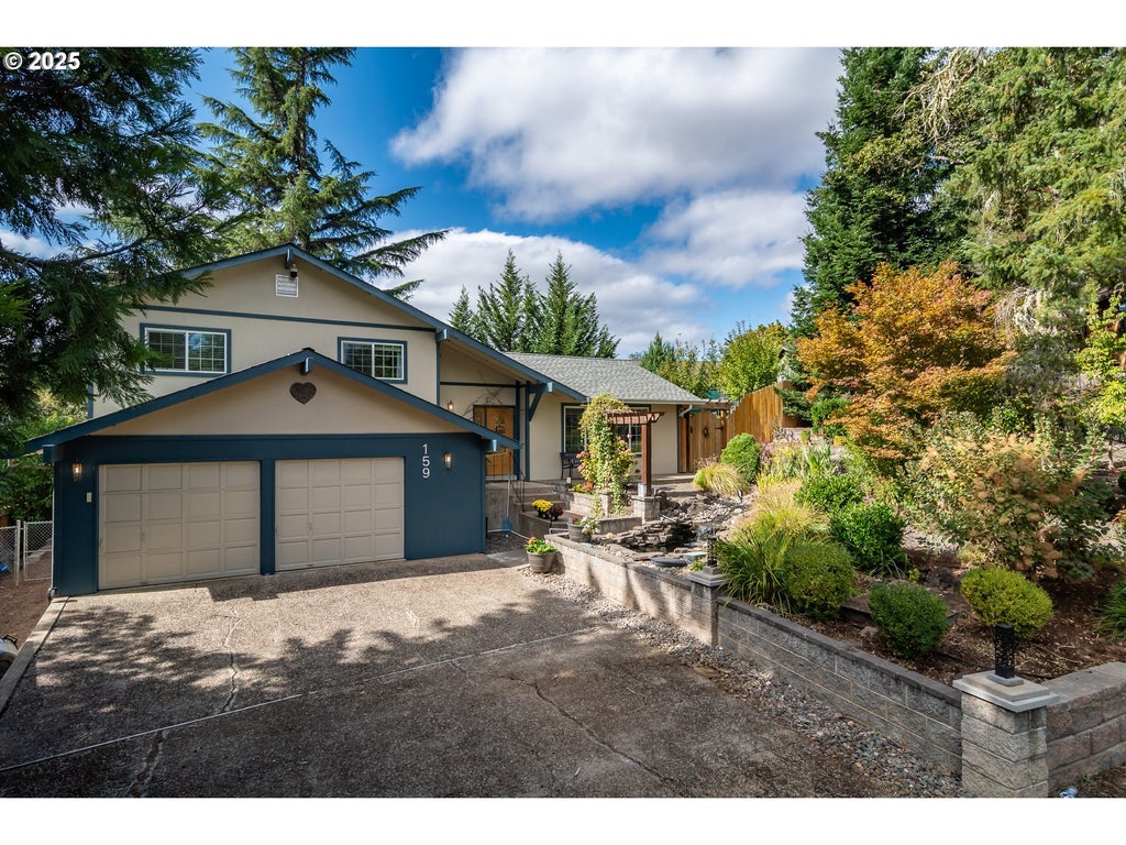 159 Live Oak Ct, Roseburg