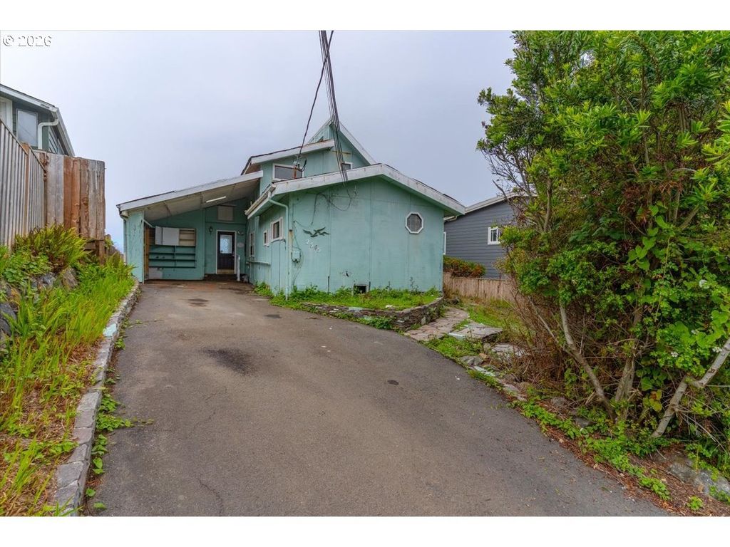 2545 Sw Anchor Ave, Lincoln City