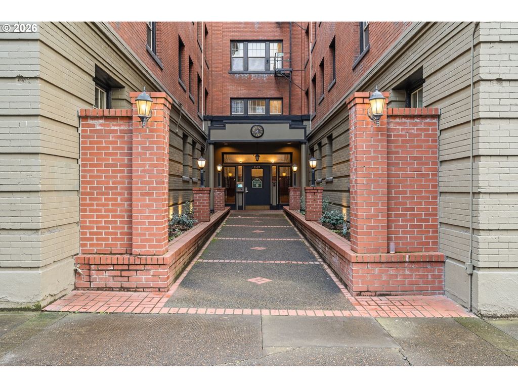 2109 Nw Irving St Nw 410, Portland