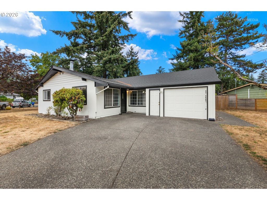 12747 Ne Holladay St, Portland