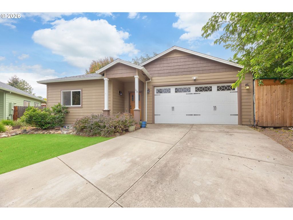 113 Chelsea Ct, Phoenix