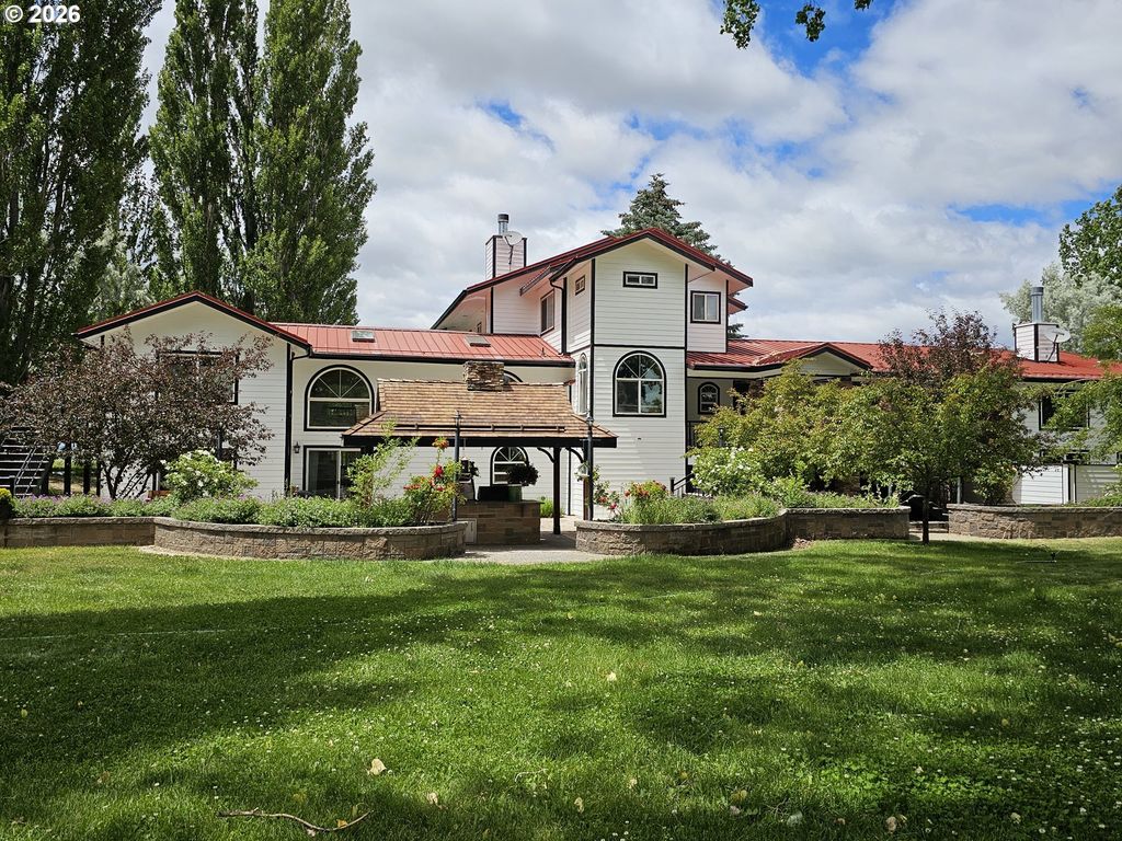 59047 Old Lake Rd, Christmas Valley
