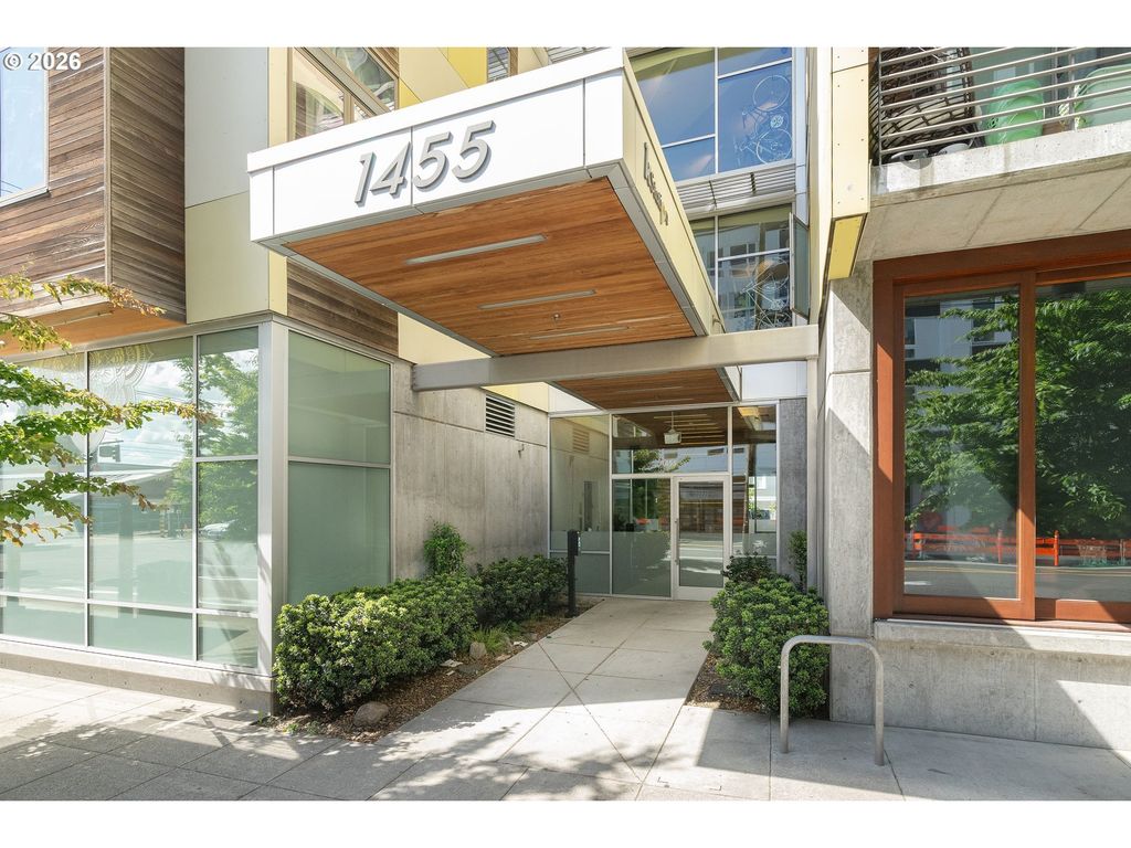1455 N Killingsworth St 319, Portland