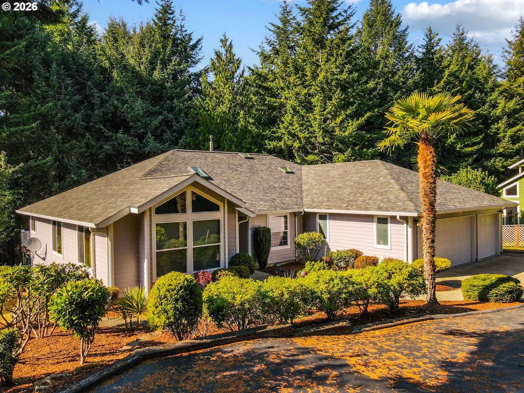 83534 Clear Lake Rd, Florence