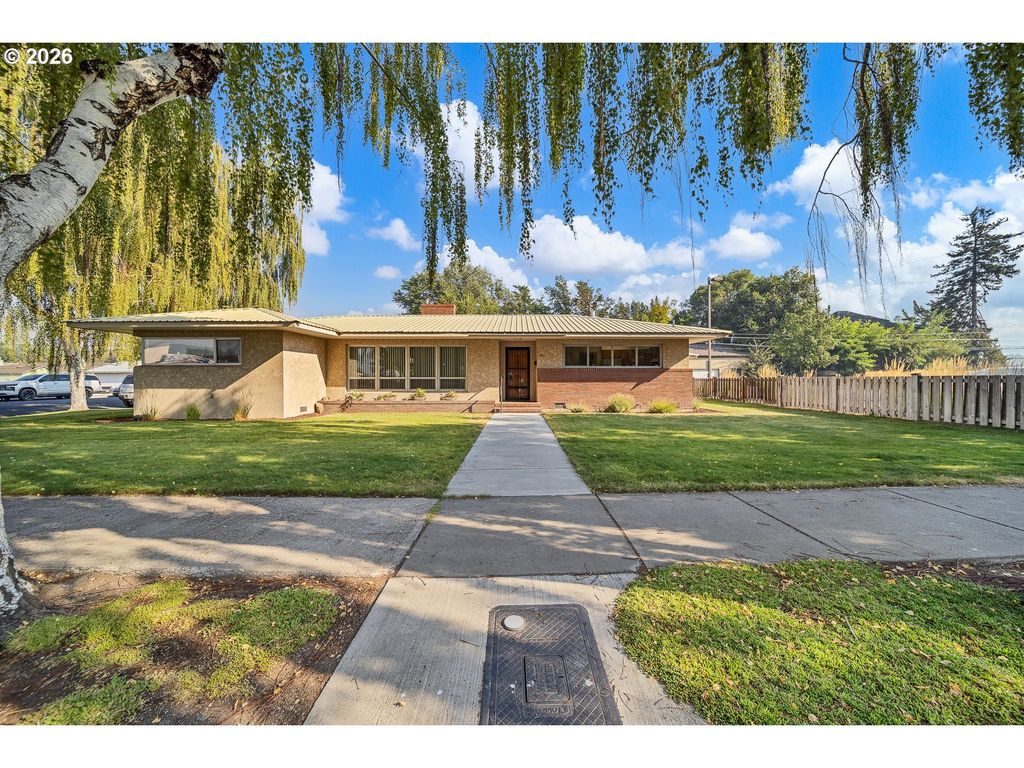 291 Nw 4th St, Prineville