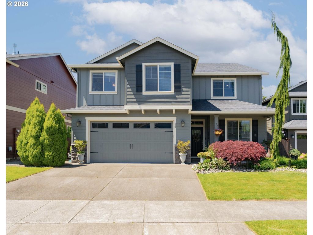 409 N 43rd Ct, Ridgefield