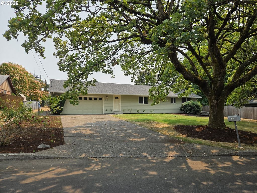 1113 Manzanita Way, Vancouver