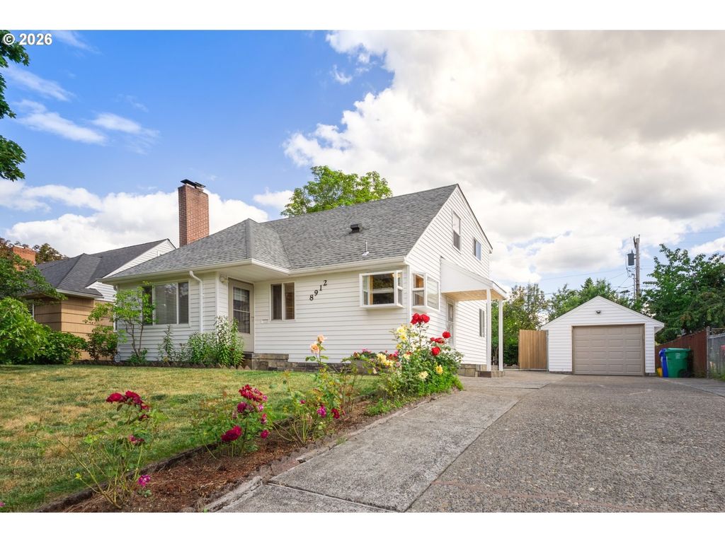 8912 Se Clay St, Portland