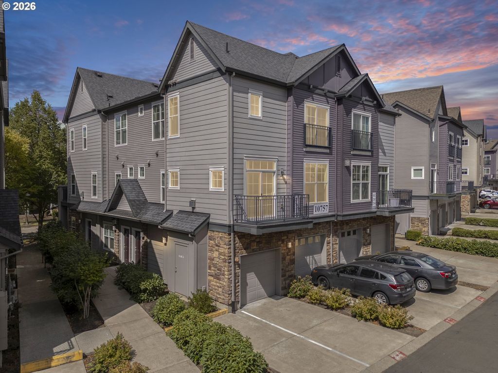 10757 Ne Red Wing Way 201, Hillsboro