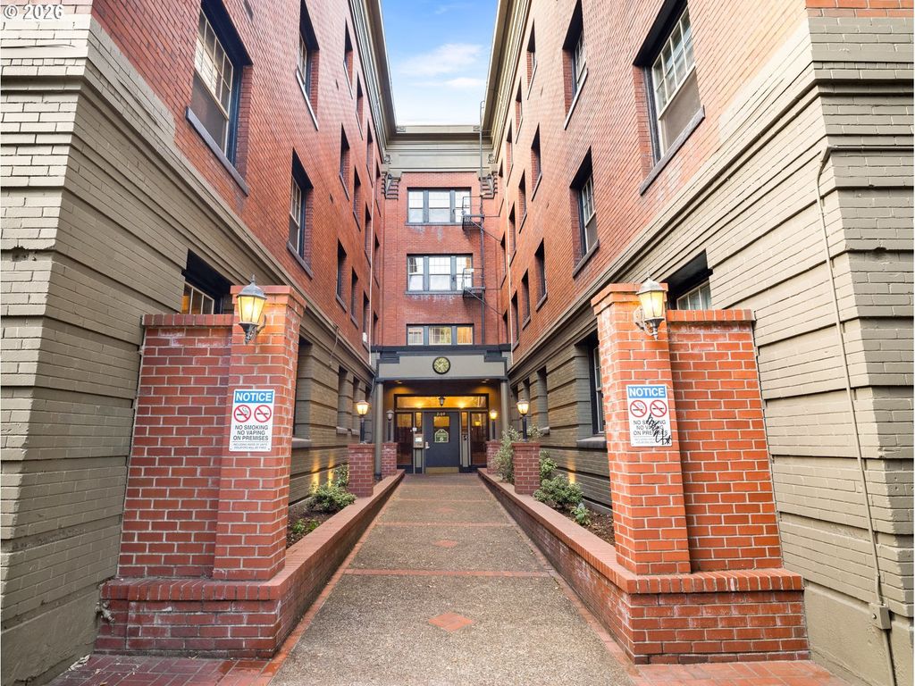 2109 Nw Irving St 101, Portland