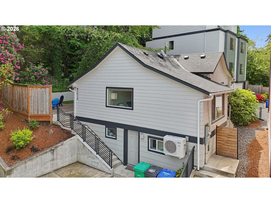 3030 Sw Pendleton Ct, Portland