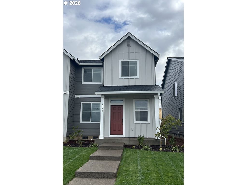 1074 Drake Ln, Woodburn