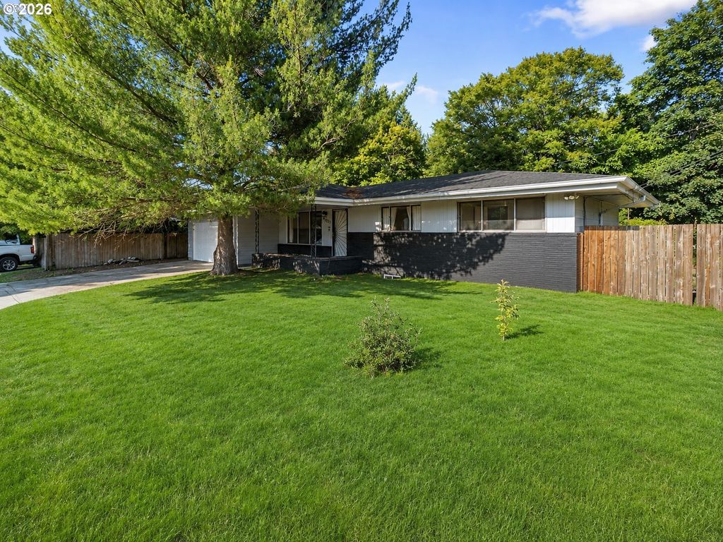 3034 Se 170th Ave, Portland