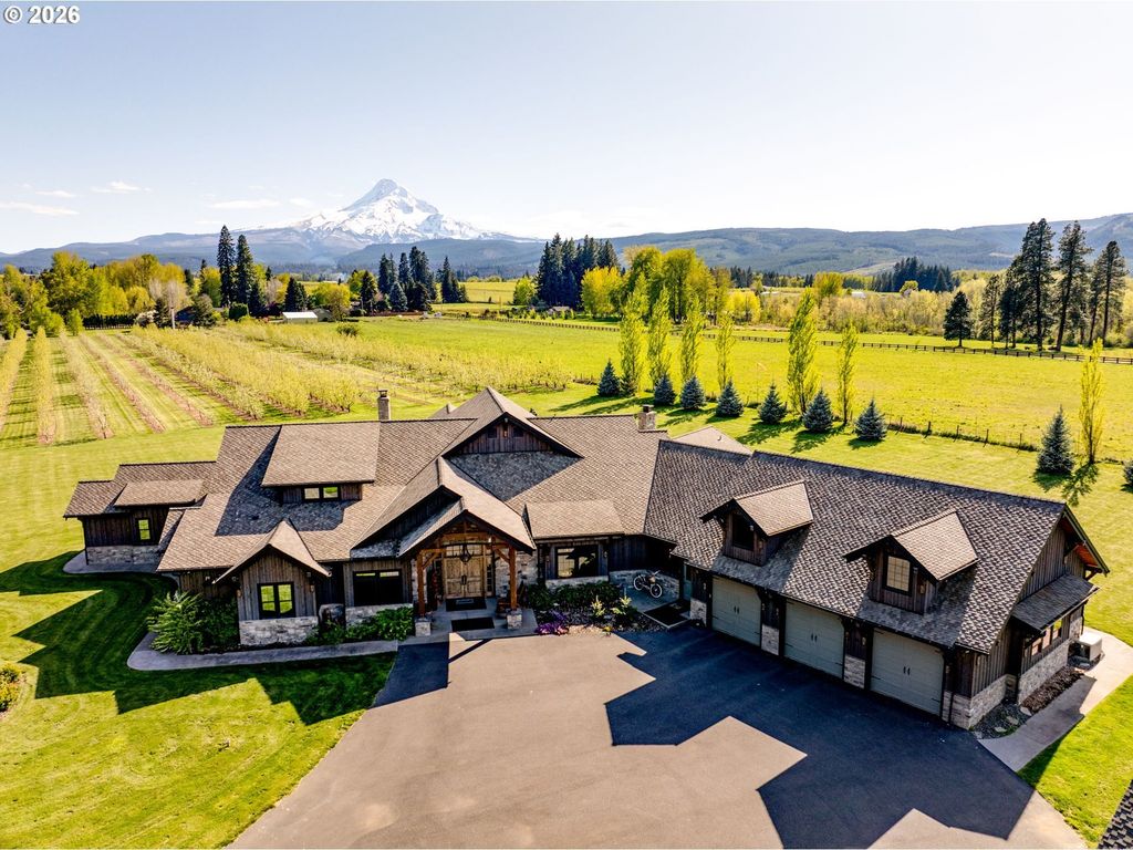 5102 Woodworth Dr, Mt Hood Prkdl