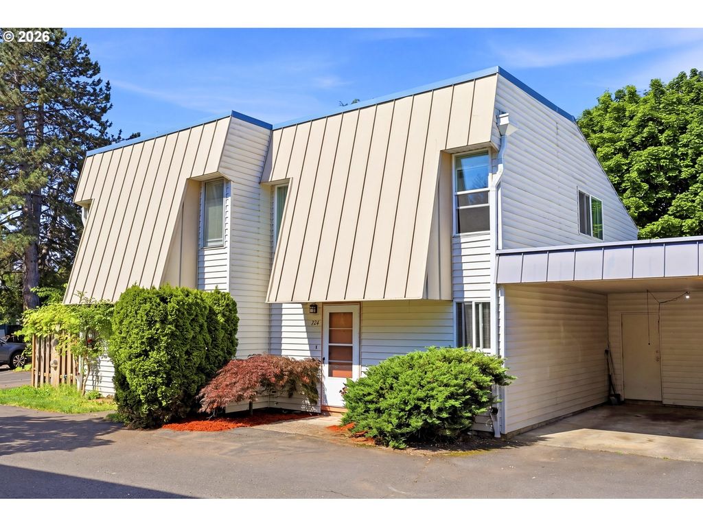 724 Se Rene Ave, Gresham