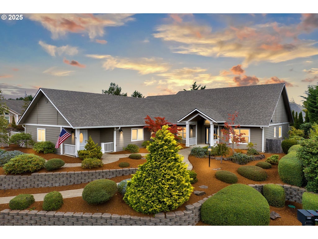 2332 Rosemary Ct, Florence