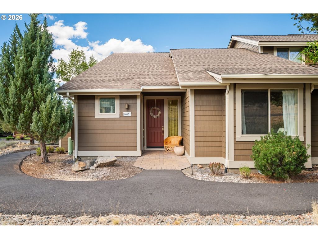 10651 Village Loop, Redmond