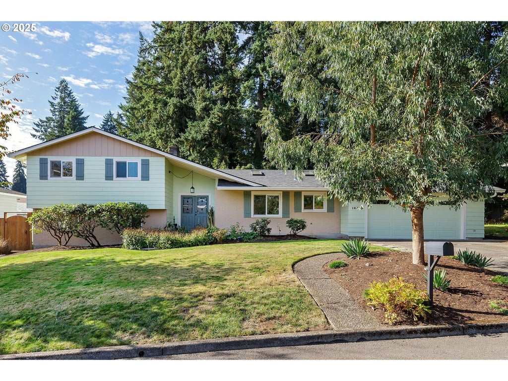 16455 Devonshire Dr, Gladstone