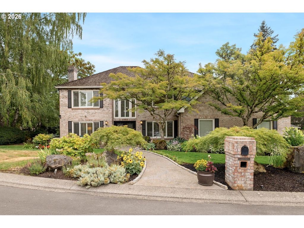 5444 Westfield Ct, Lake Oswego