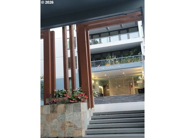 111 Sw Harrison St, Portland