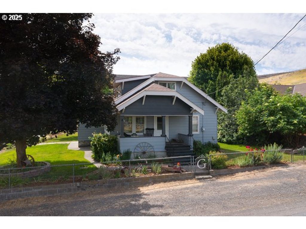 680 S Alfalfa St, Heppner