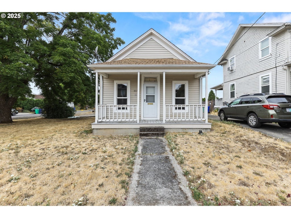807 Ne 74th Ave, Portland