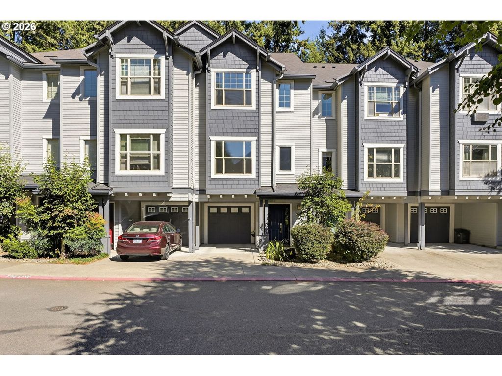 2014 Ne 50th Way, Hillsboro
