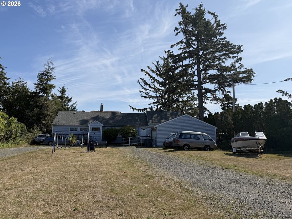 2473 Queen St, Seaside